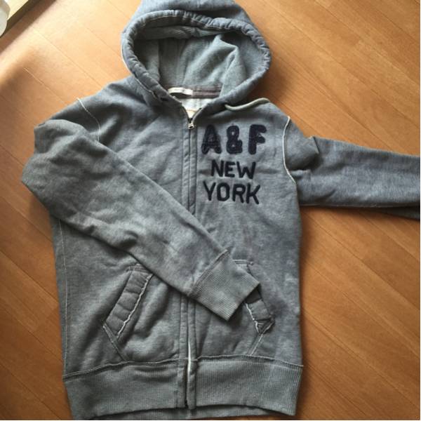アバクロ A&F パーカー グレー abercrombie&fitch メンズ Ｍ古着