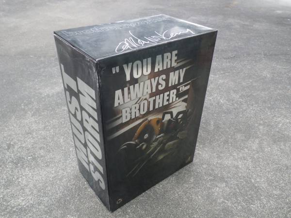 Hottoys　Brotherswoker（鉄人兄弟）1/6　MUST & STORM