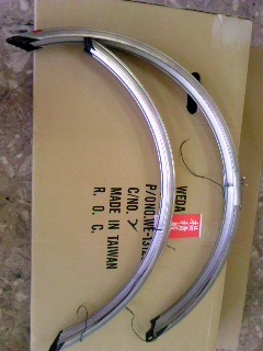 ミヤタ、ルマン２６インチ、輪行仕様の分割式泥除けセット在庫品