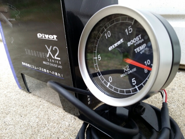 PIVOT X2 ブーストメーター・水温計 マルチゲージ コペン 中古