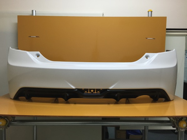 52159-47090 ZVW30 プリウス G's リアバンパー/パール 337