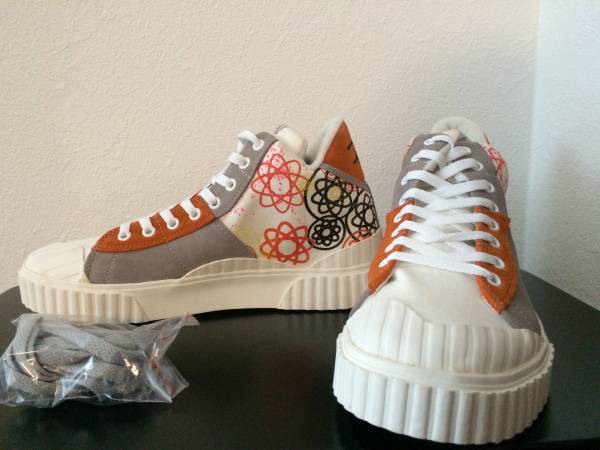 フューチュラ X ubiq スニーカー 限定！ FUTURA ユービック 新品