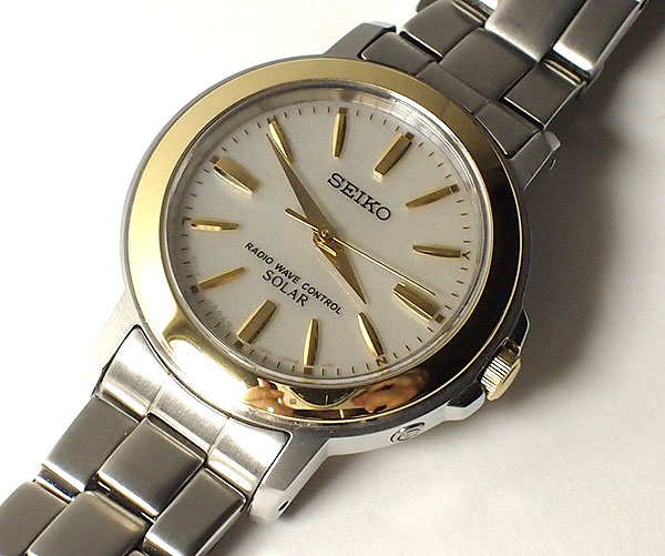定価54，000円極美品 セイコースピリット ソーラー電波レディース