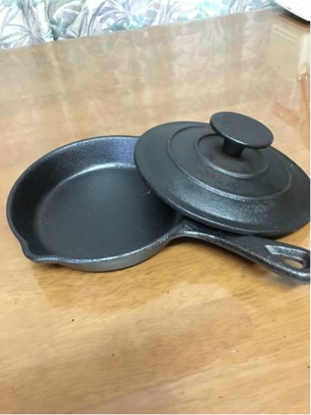 新品！スキレット15㎝ フタ付き