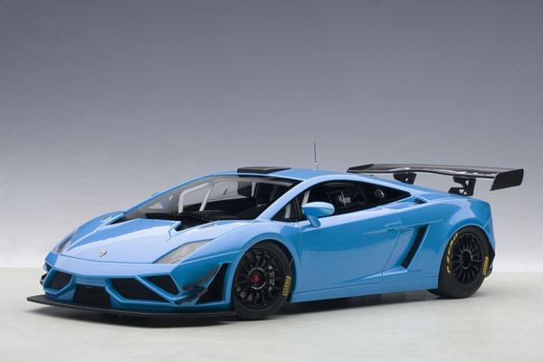 AUTOart 1/18 ランボルギーニ ガヤルド GT3 FL2 2013 ブルー