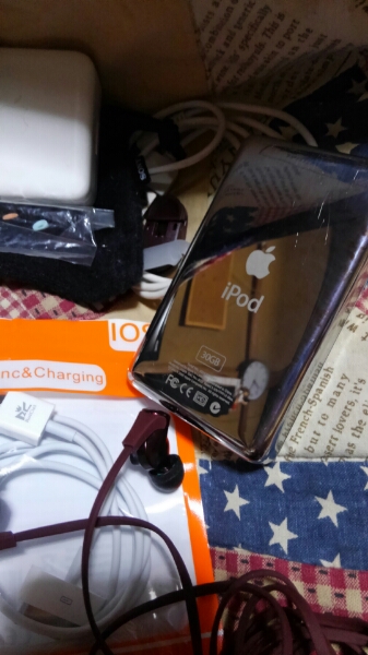 iPod第四世代とソニーヘッドフォンのセット