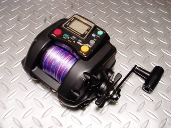 ○ダイワ スーパータナコムS500新品同様品！！○ 中古電動リール