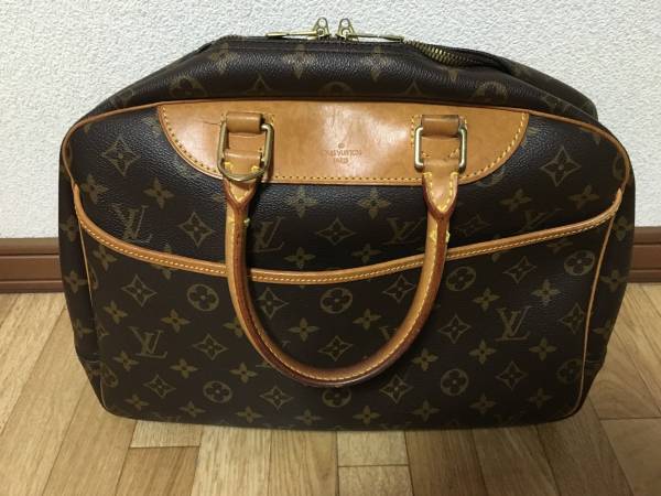 ルイヴィトン LOUIS VUITTON ハンドバッグ モノグラム。