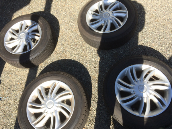 NCP31 bB 純正ホイール&タイヤ4本 純正ホイールナット付セット