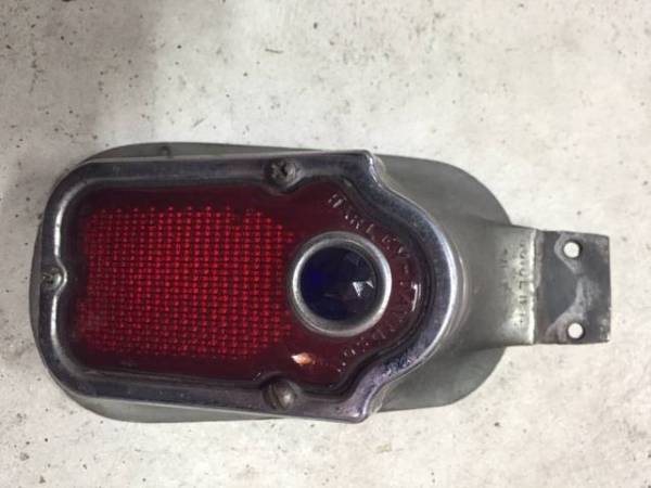 パン、ナックル　トゥームストーンテール　ガイド　ブルドット