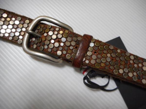 GENUINE LEATHERスタッズ・デザインベルト新品現品!