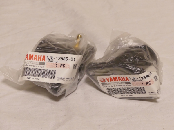 SRX400 SRX600 純正 新品 半額 インシュレーター インマニ(ヤマハ用