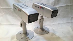 セコム カメラのYahoo!オークション(旧ヤフオク!)の相場・価格を見る