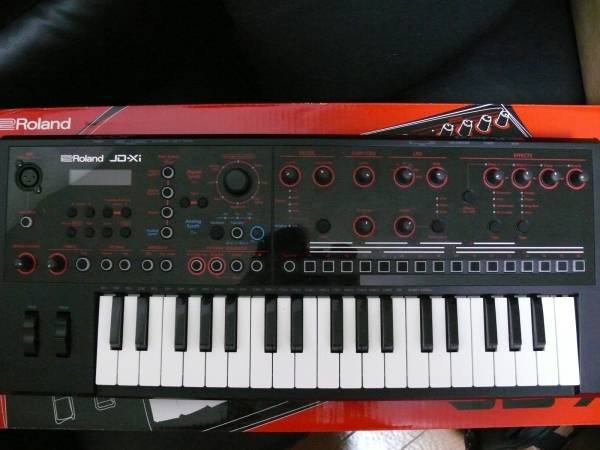 中古 価格 即決 状態良好 ROLAND JD-Xi シンセサイザー 【公式通販】