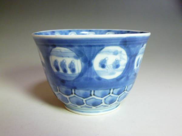 伊万里焼花唐草蕎麦猪口大振り 古伊万里 蕎麦猪口 染付 | – BASE by