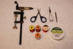 送込バイス フライタイイングセット シザース＆ボビンはティムコ