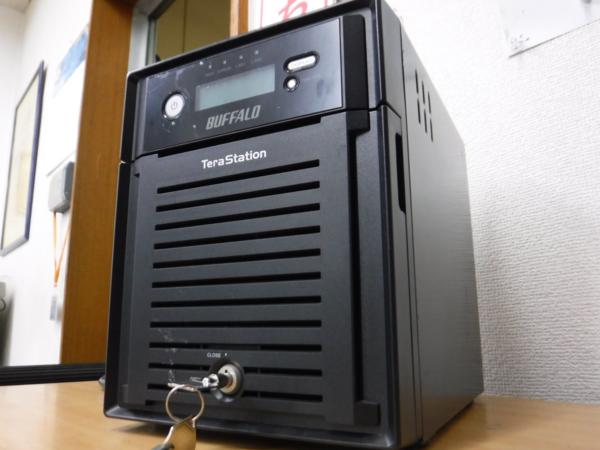 2TB◇BUFFALO◇TeraStation『TS-XH2.0TL/R6』◇500GB×4 NAS