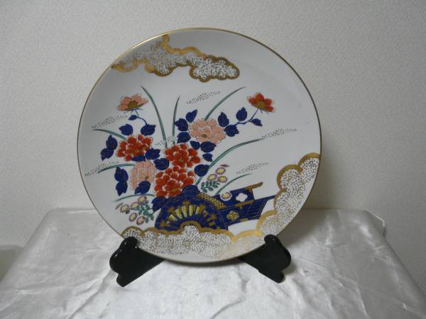 HOT,お得】 中古品☆有田哲山 額皿/飾り皿 和陶 K HOT,お得】 中古品☆有田哲山 額皿/飾り皿 和陶 K