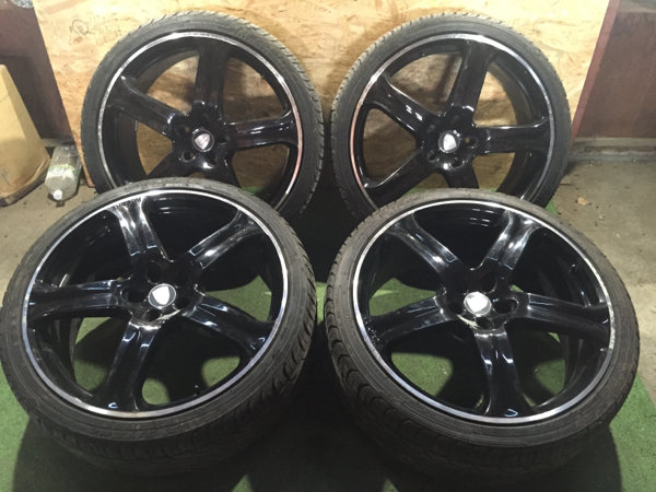 REVERE カイエン 22.9.5J 130/5H FALKEN タイヤ付