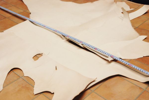 ◆ヌメ革◆オイルヌメ/素上げナチュラルハギレ89ds!4881