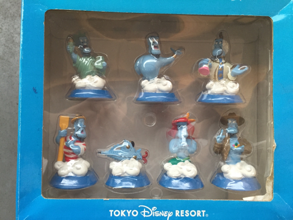 アラジン ジーニー ディズニーランド フィギュア