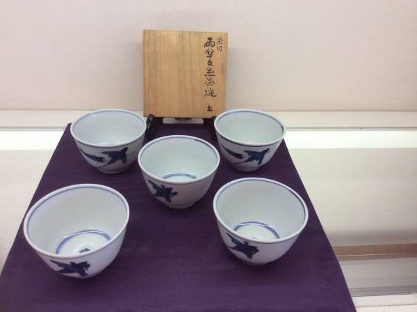 九谷焼　須田青華造　呉須赤絵写し　福字花文　煎茶碗　五客　共箱　M　R9018 煎茶碗 五客 九谷焼 呉須赤絵写し 福字花文 共箱 M R9018