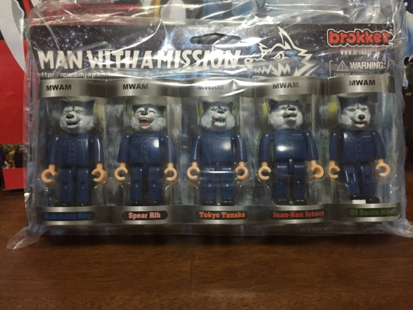 MAN WITH A MISSION brokkerとTシャツセット マンウィズ 【公式通販】