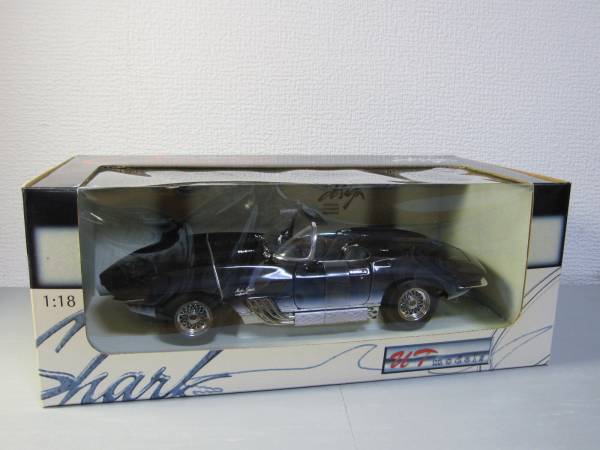 ☆UTモデル 1/18 シボレー コルベット マコ シャーク 精密美品