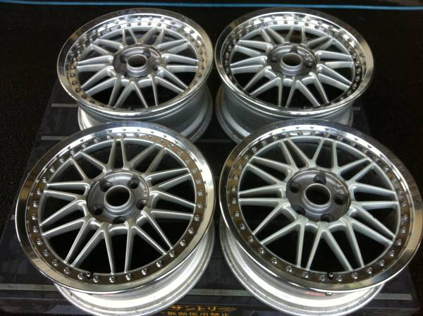 WORK REZAX 17×7J　2本　　17×8J　2本　　114.3-5穴　+47