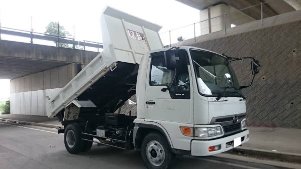 定番，人気 日野レンジャー４ｔダンプ Nox適合 車検付 実走行 売切(ダンプ)｜売買されたオークション情報、yahooの商品情報をアーカイブ公開 - オークファン ダンプ