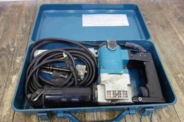 10924◎ Makita/マキタ 電動ケレン/はつり機 HK1810 動作品