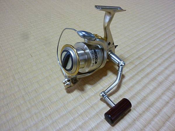 ★☆シマノ 「’０２アルテグラ　４０００ 」 中古品☆★