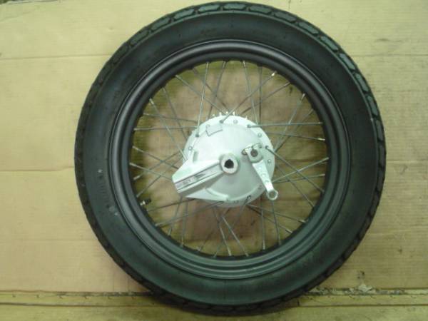 FTR223(MC34-11038**)リアタイヤ/ホイール