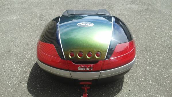 GIVIトップケースV46