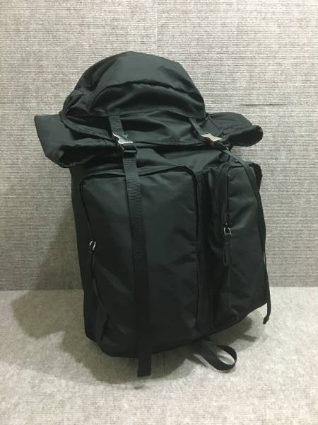 定番 人気 PRADA プラダ V136　ブラック リュック