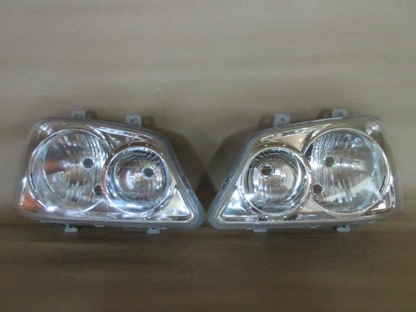 A⑫/ J111G/J131Gテリオスキッド純正ヘッドライト左右②
