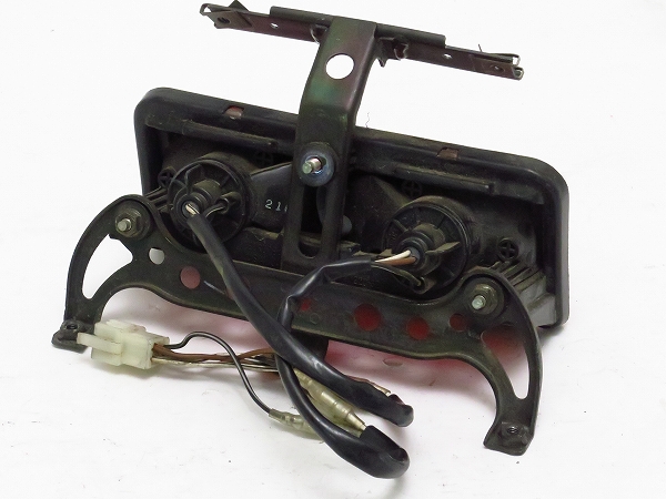 GSX-R400R★テールランプ★GK76A-107_3