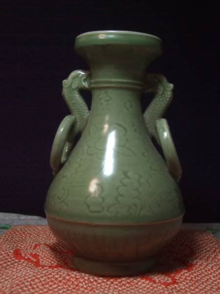 匿名配送／色鮮やか／美品】伝統的中国風 花瓶 赤茶色と緑色2個セット