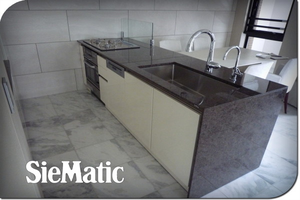 展示 Siematic システムキッチン 天然大理石 330万jsk348e システムキッチン 売買されたオークション情報 Yahooの商品情報をアーカイブ公開 オークファン Aucfan Com