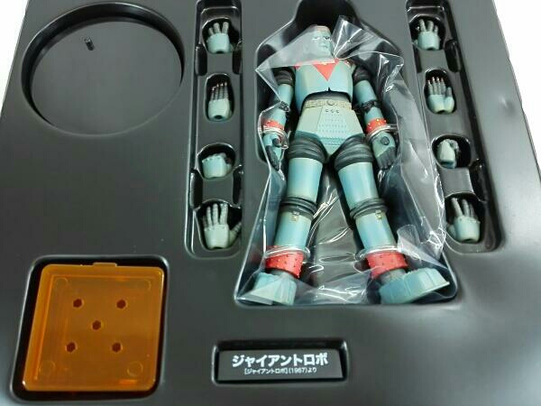 海洋堂 特撮リボルテック ジャイアントロボ フェイスパーツ付き
