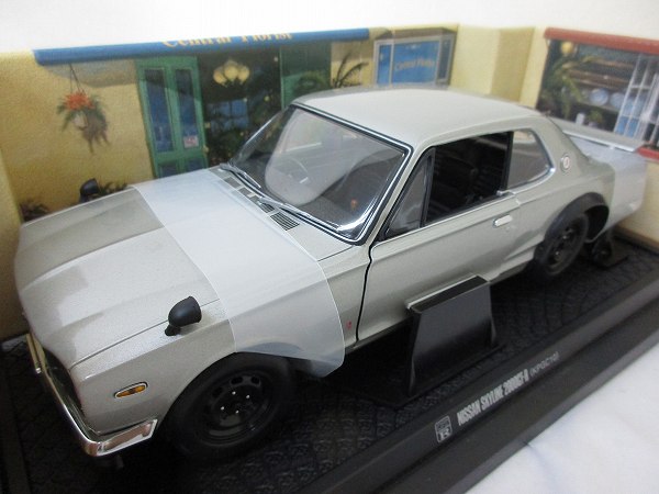 開封 京商 1/18 ニッサン スカイライン 2000GT-R KPGC10/a[梱0.2