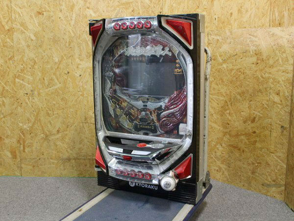 中古 パチンコ台 KYORAKU 必殺仕事人 循環機 越谷発[r+]99206 名