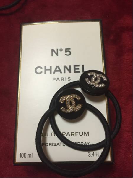 CHANELヘアゴム（ノベルティ） キラキラ ラインストーン ココマーク