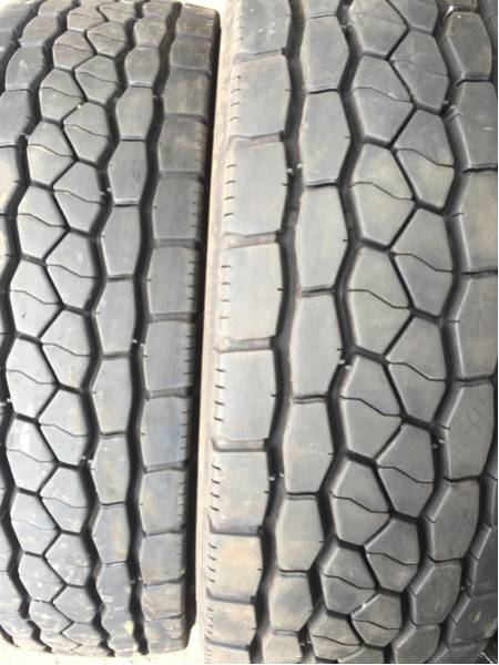 245/70R19.5 BS M800 14年製 残り山13ミリ 2本値段