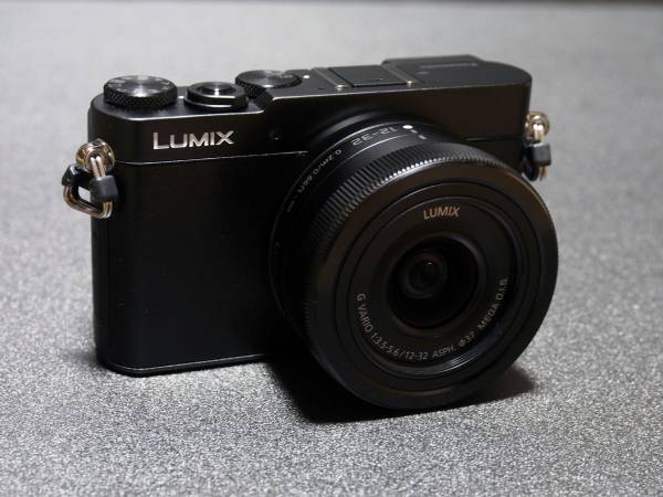 LUMIX DMC-GM5K レンズキット