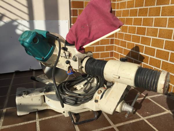 Makita マキタ 12型スライドマルノコ LS1211 中古