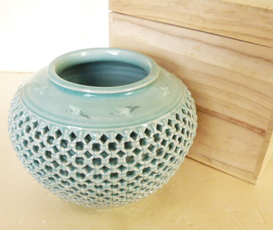□海日 柳 昌坤作 水昌窯 韓国 青磁 花瓶 壺 未使用品(青磁)｜売買され