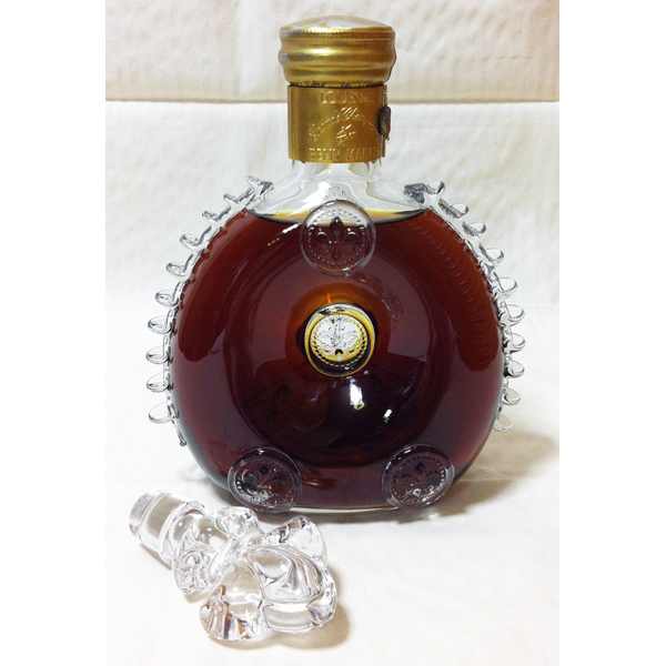 レミーマルタン ルイ13世　金キャップ 700ml バカラ コニャック　未開栓 未開栓 レミーマルタン ルイ13世 金キャップ 700ml バカラ 未開栓