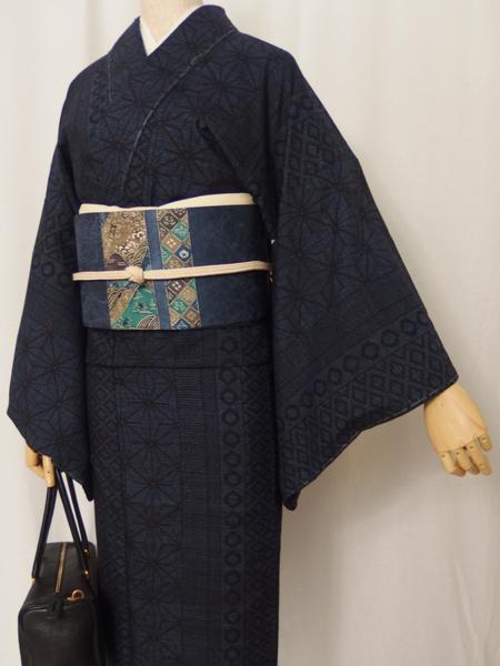 千成★美品 江戸紅型/袋帯 紺色に山並みと四季の風景 洒落袋帯