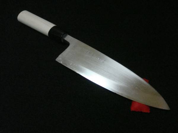 出刃包丁／送料無料】☆すみだ川 職人向 刃渡18.5㌢☆中古品(出刃包丁